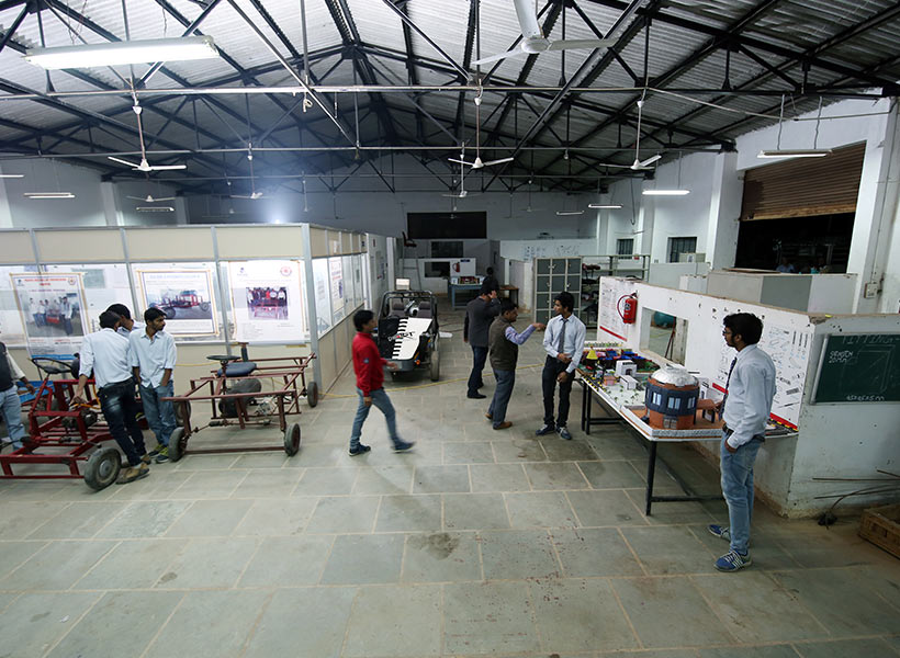 Top mechanical engineering colleges India